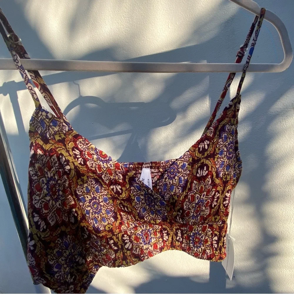 Boho Multicolor Mandala Print Crop Top Size Medium - Picture 2 of 6